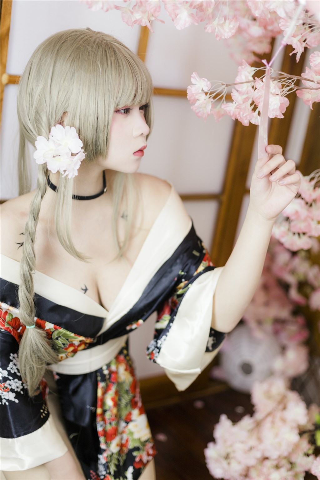 【社区黑料网】内幕直击：名流秘密会晤疑似进行地下交易，黑料实录每个环节均真实记录后引发全民热议持续不断！